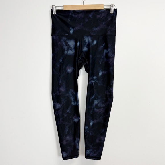 Old Navy Pants - Old Navy Active Leggings Womens Large Blue Pattern Go Dry Extra High Rise